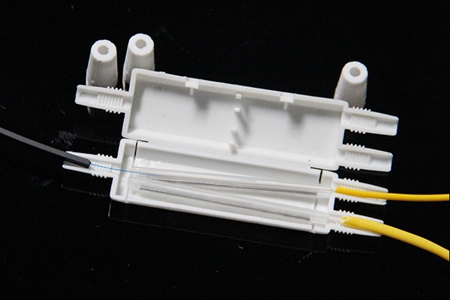 fiber optic  Drop cable Protection box D